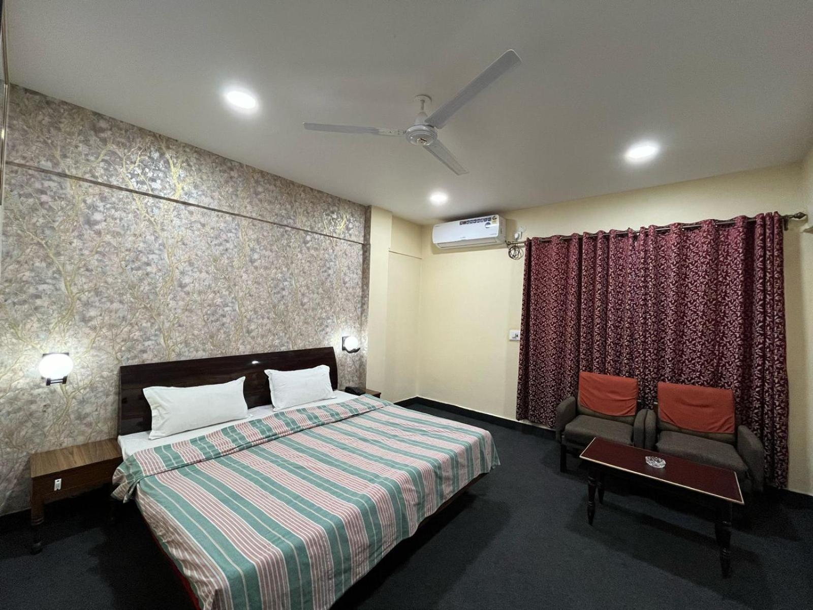 Gautam Hotel Варанаси Экстерьер фото