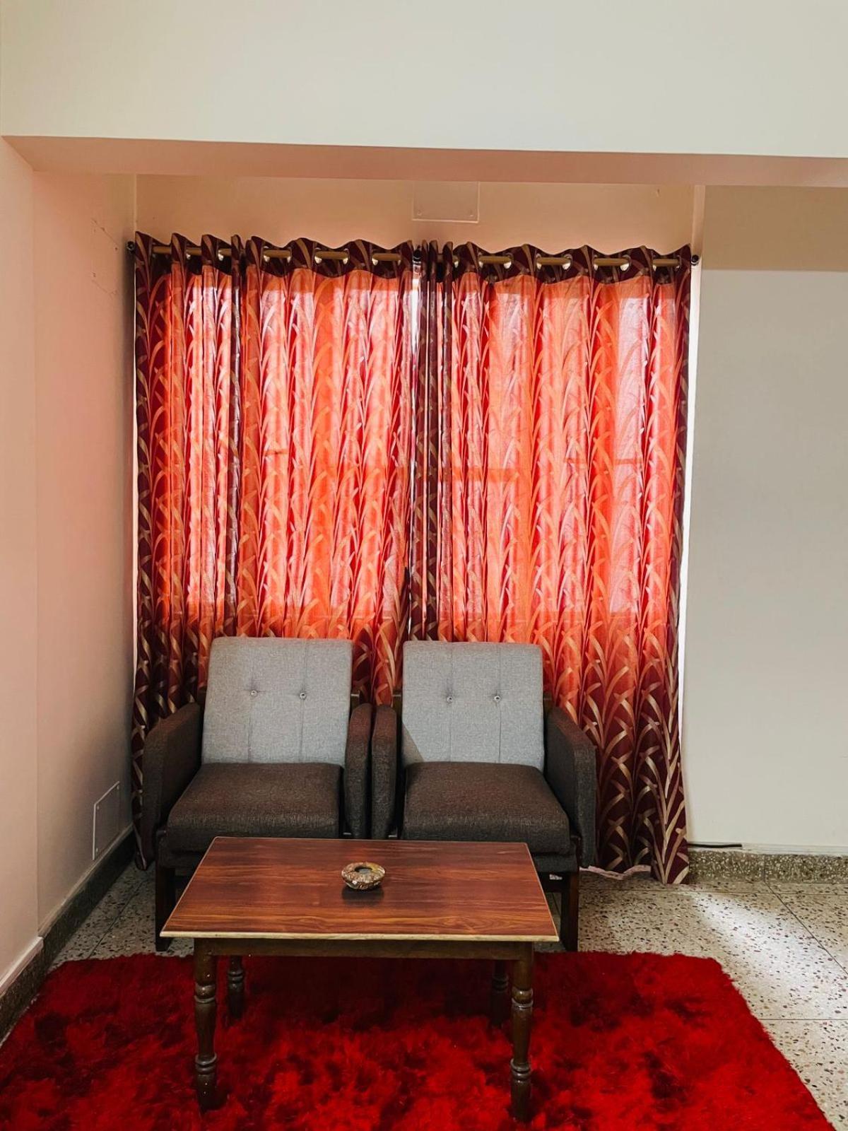 Gautam Hotel Варанаси Экстерьер фото